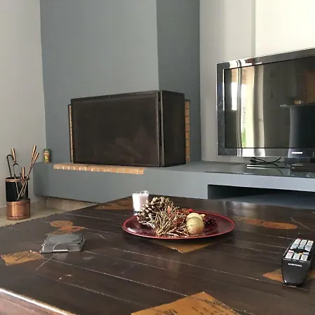 Cozy Flat Near City Center Athens