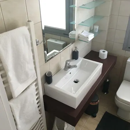 Cozy Flat Near City Center Athens